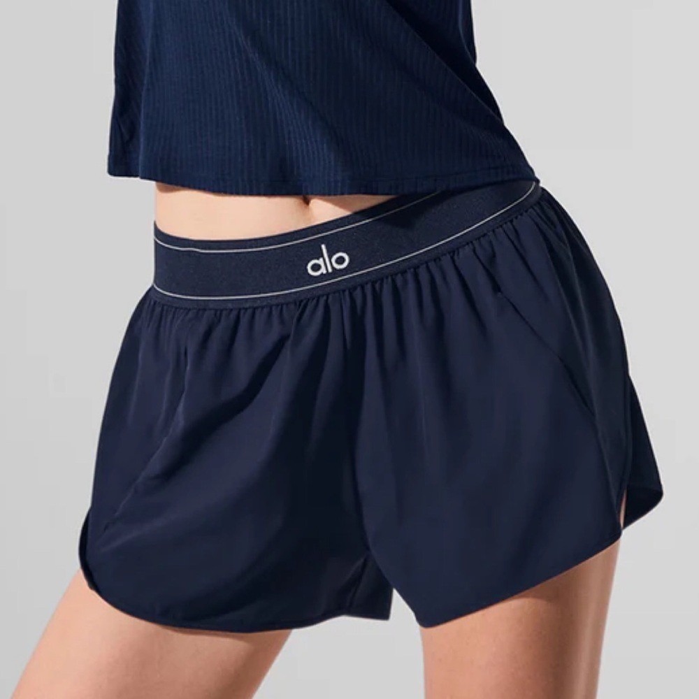 Alo Yoga Match Point Short Navy S